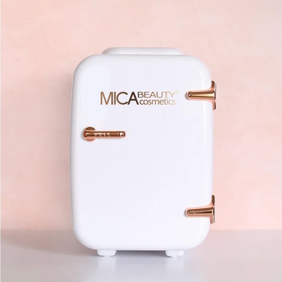 💄NIB! MICA Mini Beauty Refrigerator/Warmer - Picture 2 of 3